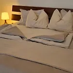 Apartman Oasis In The Old Town Kassa