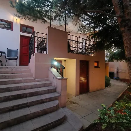Oasis In The Old Town Apartman